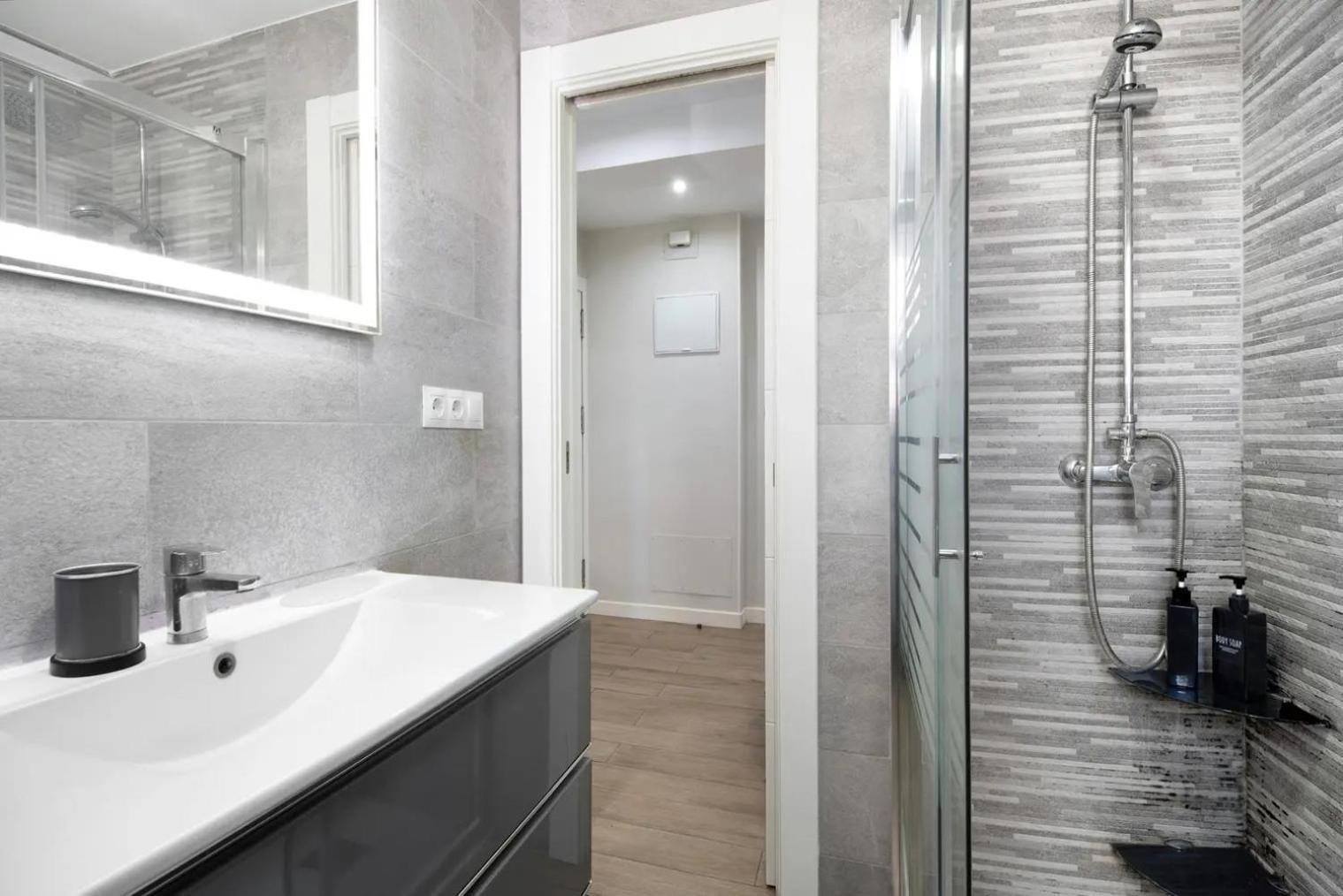 Cozy Room In Stylish Flat Just Steps From The Beach Cadiz Luaran gambar