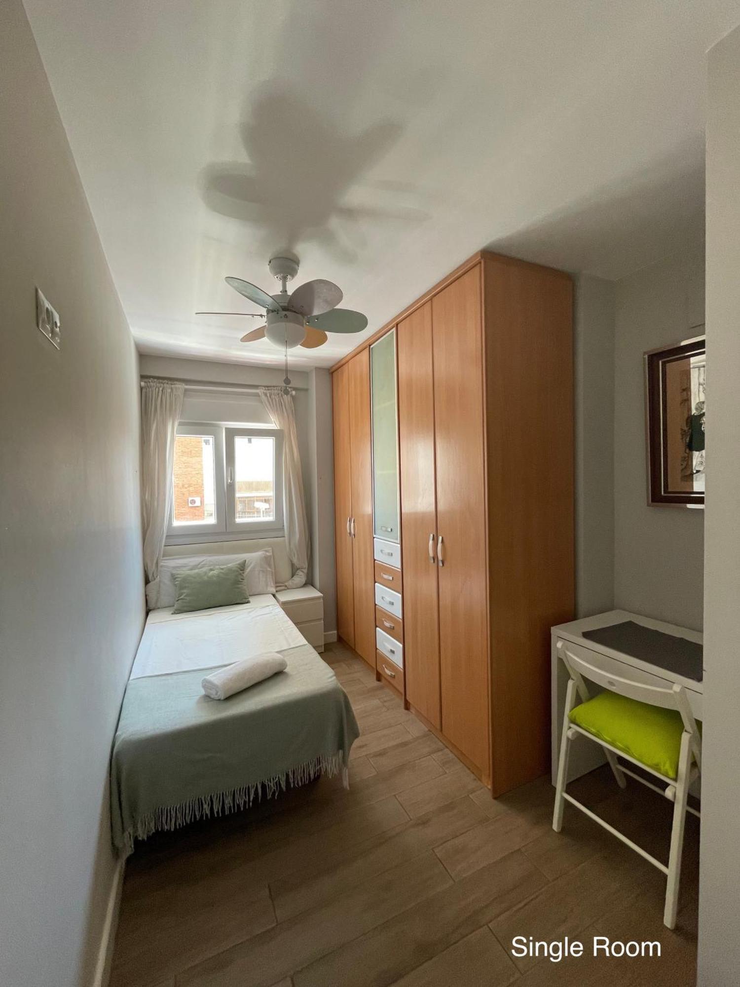 Cozy Room In Stylish Flat Just Steps From The Beach Cadiz Luaran gambar